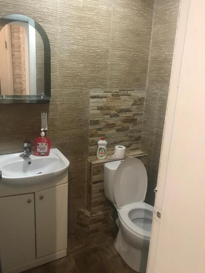 Desyatinnaya Hostel Kiev Eksteriør bilde